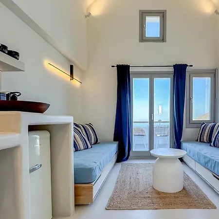 Ico Santorini Apartment Pyrgos Kallistis Exterior photo