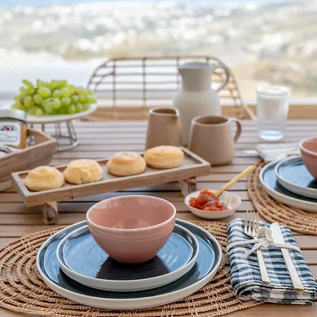 Ico Santorini Apartment Pyrgos Kallistis Exterior photo