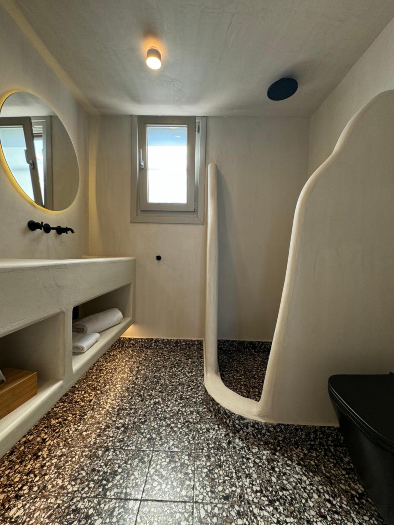 Ico Santorini Apartment *